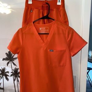 Womens FIGS scrub set- Sunset Orange